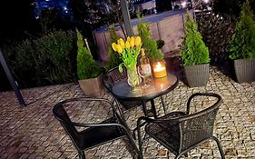 North Nest Studios Free Breakfast Private & Street Parking